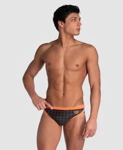 Arena 50th Anniversary Brief -Arena Shop 006192503 001 xl 1