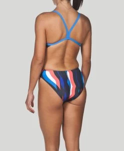 Arena Wavy Water Challenge Back - MaxLife -Arena Shop ftp m magentoproduct photos000808404 003 xl