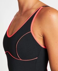 Arena Tania Clip Back One Pieve -Arena Shop ftp m magentoproduct photos000911540 004 xl