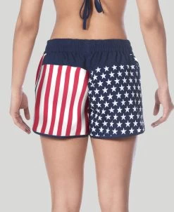 Arena Official USA Swimming National Team Womens Flag Print Short 13 Arena Official USA Swimming National Team Womens Flag Print Short -Arena Shop ftp m magentoproduct photos002571174 006 xl