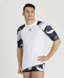 Arena Men's Short Sleeve Rash Guard 11 Arena Men's Short Sleeve Rash Guard -Arena Shop ftp m magentoproduct photos003128152 001 xl