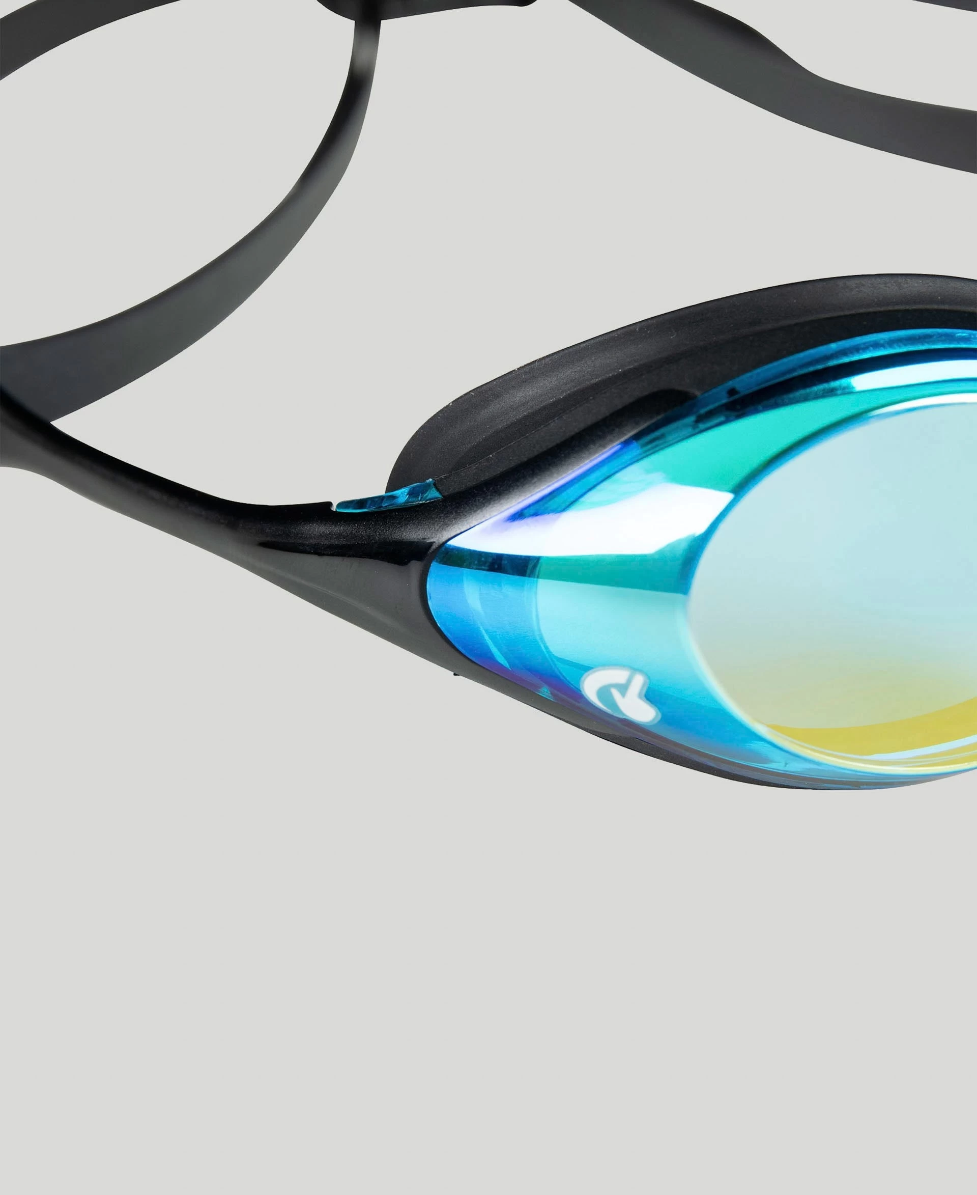 Arena Diamonds Cobra Swipe Mirror 4 Arena Diamonds Cobra Swipe Mirror - Image 2