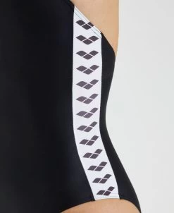 Arena Icons Solid Racer Back One Piece -Arena Shop ftp m magentoproduct photos005041500 005 xl