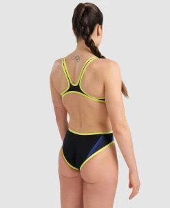 Arena One Tech One Piece