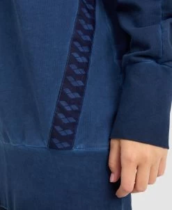 Arena Women's Icons Oversized Crewneck -Arena Shop ftp m magentoproduct photos005592701 005 xl