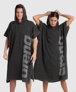 Arena Big Logo Hooded Poncho 15 Arena Big Logo Hooded Poncho -Arena Shop ftp m magentoproduct photos005624100 002 xl