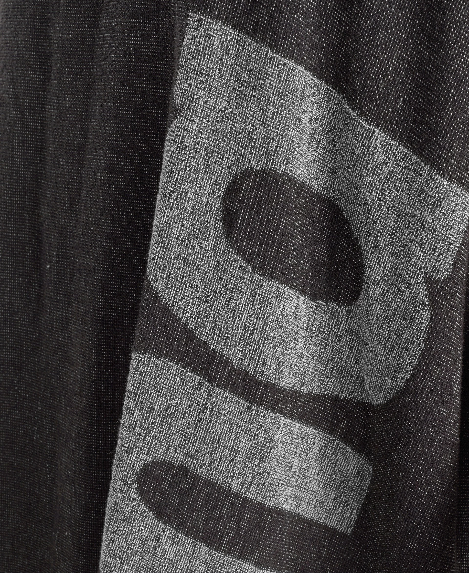 Arena Big Logo Hooded Poncho 6 Arena Big Logo Hooded Poncho - Image 5