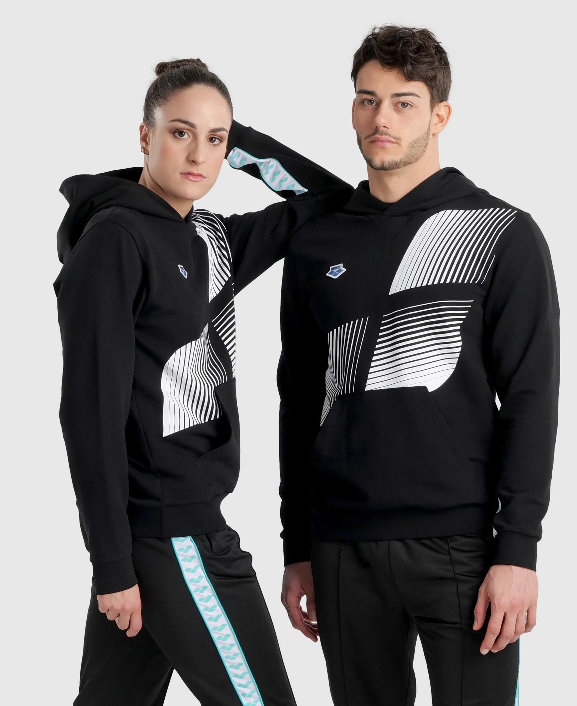 Arena Diamonds Solid Hoodie 6 Arena Diamonds Solid Hoodie - Image 4