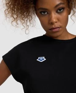 Arena Icons Crop Tee 24 Arena Icons Crop Tee -Arena Shop ftp m magentoproduct photos006233500 004 xl