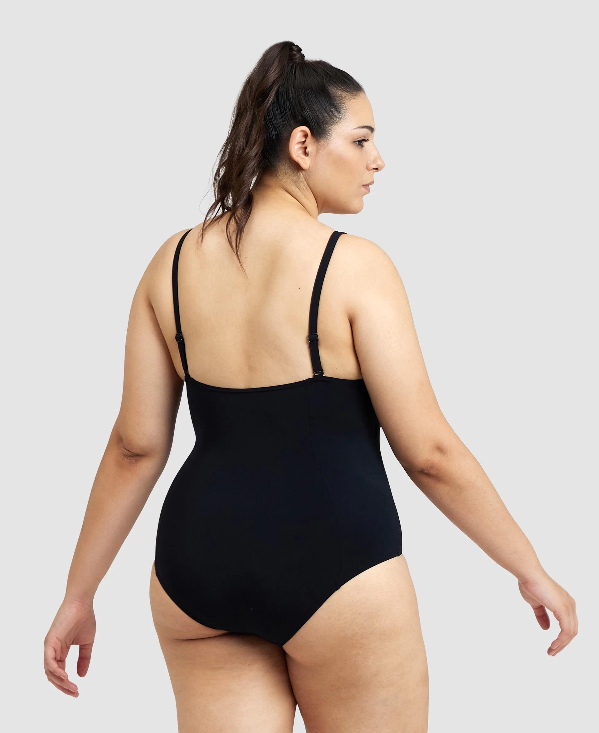 Arena Isabel LightCross Back One Piece Plus 3 Arena Isabel LightCross Back One Piece Plus
