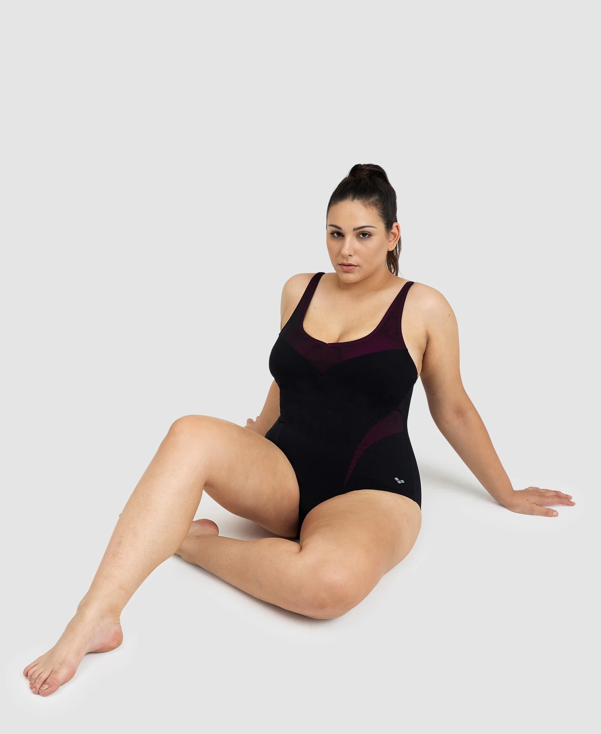 Arena Isabel LightCross Back One Piece Plus 9 Arena Isabel LightCross Back One Piece Plus - Image 7