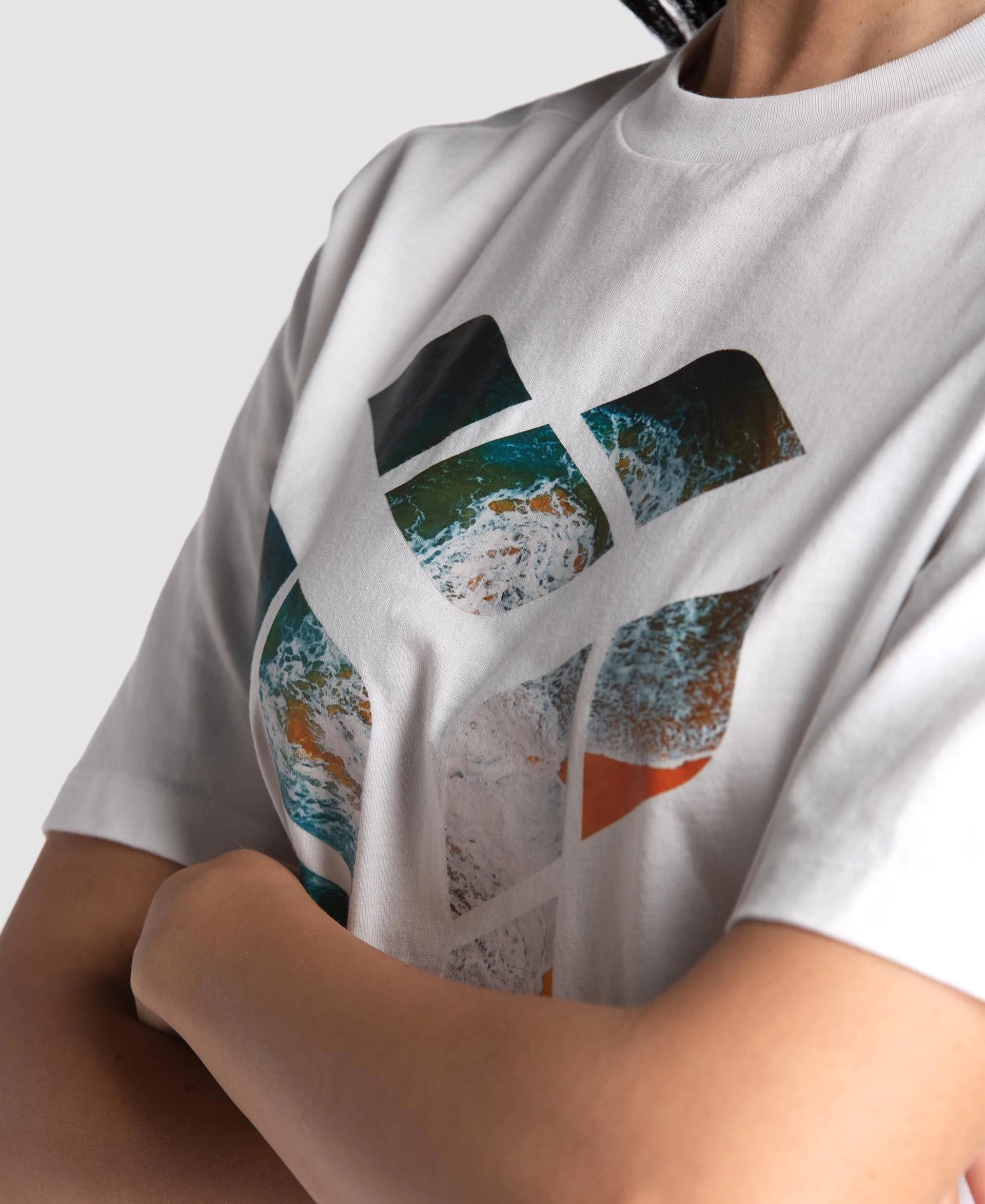 Arena Planet Water T-Shirt 9 Arena Planet Water T-Shirt - Image 7