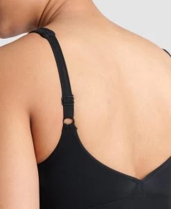 Arena Jewel Wing Back -Arena Shop ftp m magentoproduct photos2a009540 005 xl