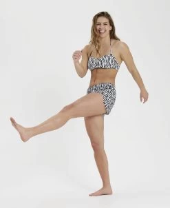 Arena Women's Allover Beach Short -Arena Shop magentoproduct photos005184520 003 xl 2