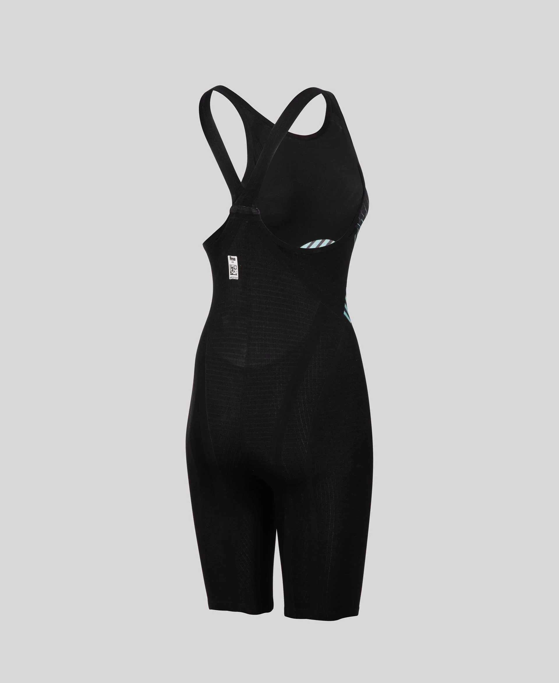 Arena Powerskin Carbon Core FX Diamonds Closed Back 3 Arena Powerskin Carbon Core FX Diamonds Closed Back